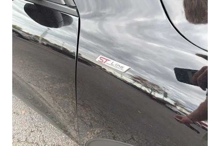 $25699 : Ford Escape 2025 ST-Line 4dr image 3