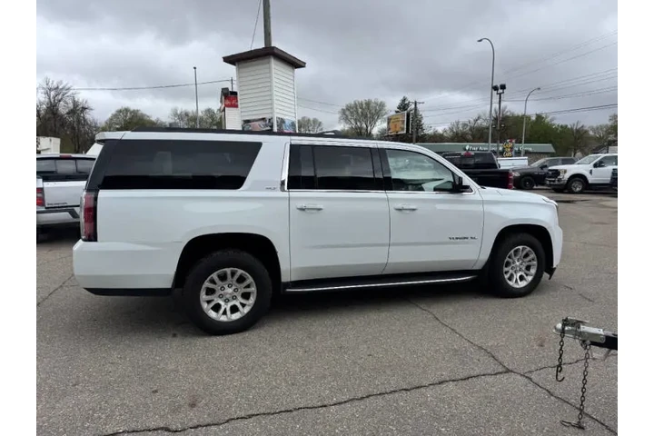 $12990 : 2017 GMC Yukon XL SLT image 6