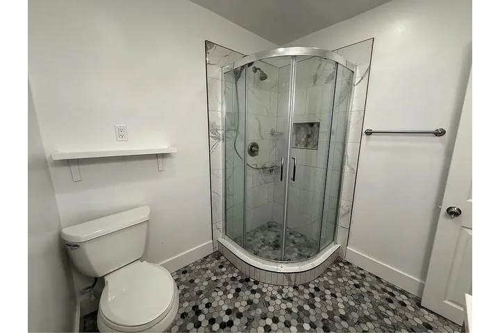 $800 : Best Home ...Lakewood CA image 6
