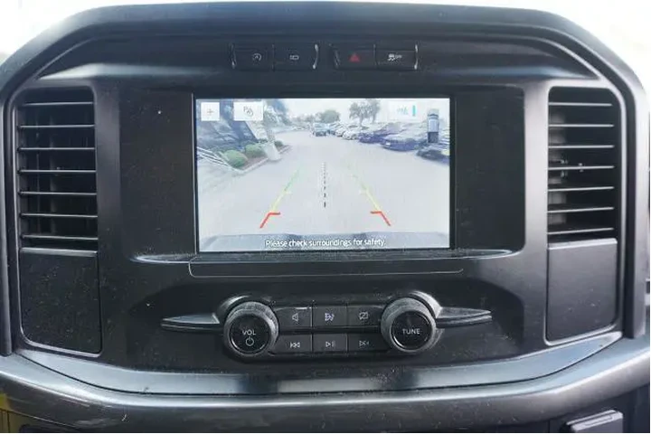 $37288 : Ford F-150 2023 4x2 XL 4dr S image 9