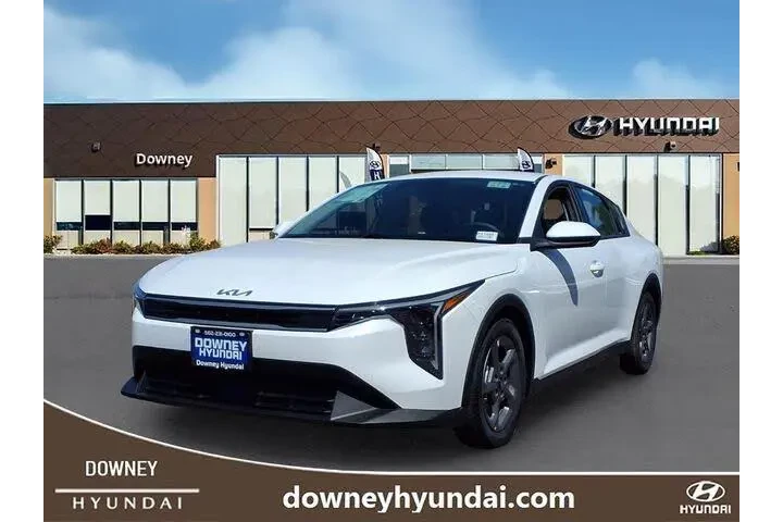 $21980 : Kia K4 2025 LXS 4dr Sedan image 1