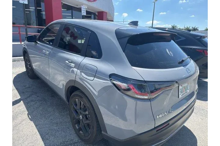 $22991 : Honda HR-V 2024 AWD Sport 4d image 5
