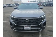 $28500 : Volkswagen Atlas Cross Sport thumbnail