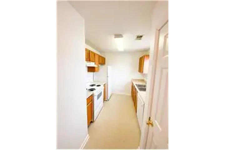 $1550 : Rental property with 2 bedro image 4