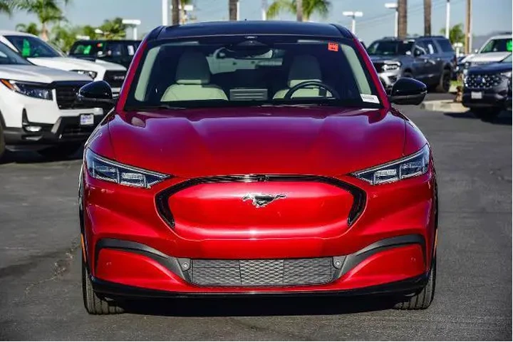 $24995 : Ford Mustang Mach-E 2022 AWD image 2