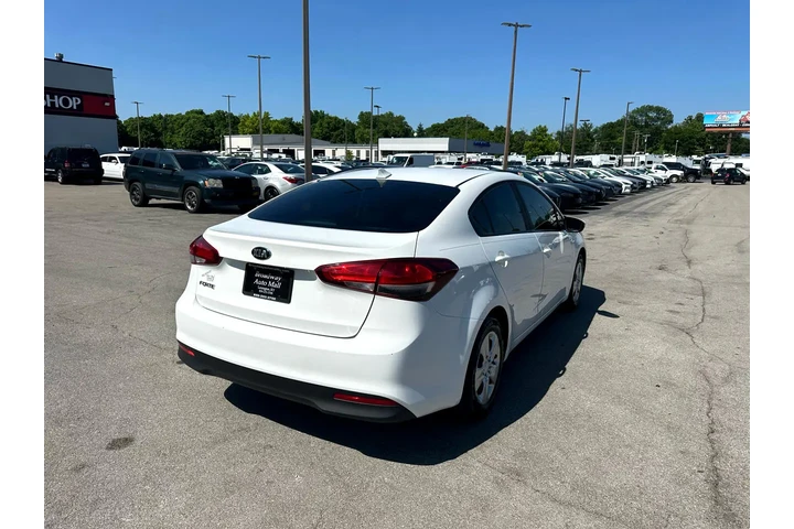 $9280 : 2017 Forte LX Manual image 2