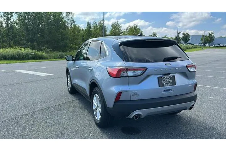 $21299 : Ford Escape 2022 AWD SE 4dr image 9