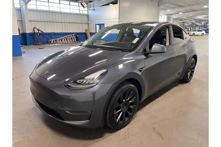 $23438 : Tesla Model Y 2021 AWD Long image 7