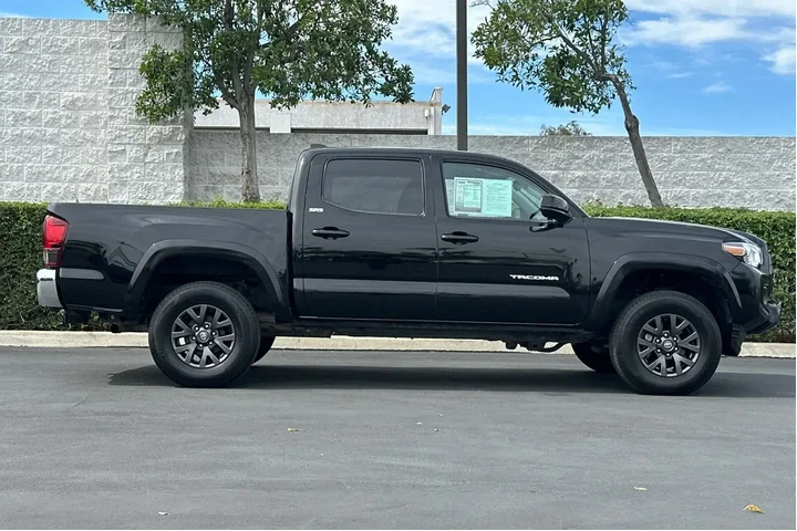 $38705 : Toyota Tacoma 2023 4x4 TRD P image 3