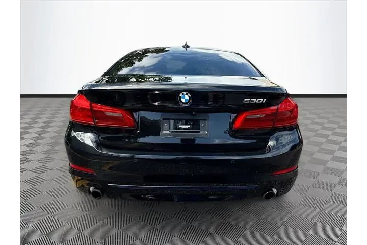 $17486 : BMW 5 Series 2020 530i 4dr S image 7