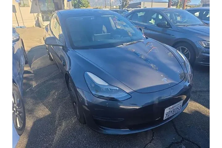 $30995 : Tesla Model 3 2023 AWD Long image 1