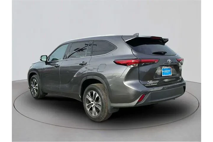 $33959 : Toyota Highlander 2022 AWD X image 4