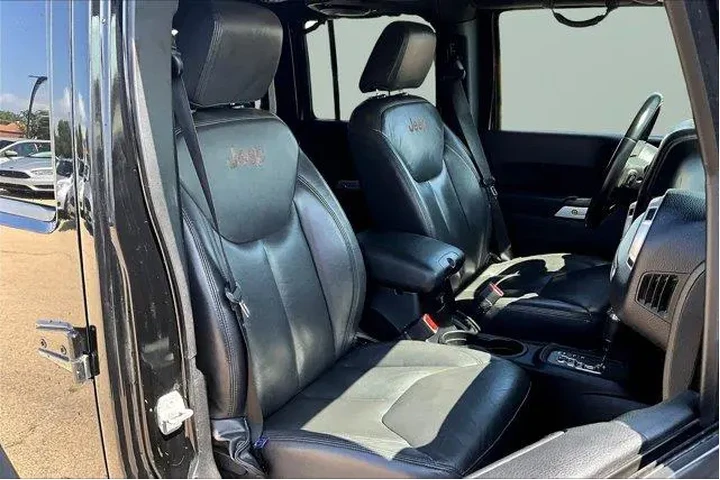 $14995 : Jeep Wrangler Unlimited 2014 image 8