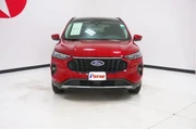 $34995 : Ford Escape Plug-In Hybrid 2 thumbnail