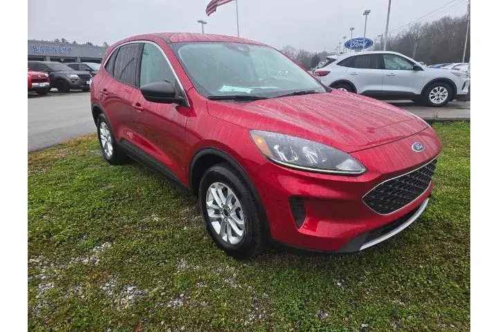 $22722 : Ford Escape 2022 AWD SE 4dr image 2