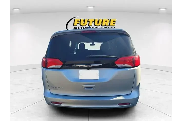 $21888 : Chrysler Voyager 2022 LX 4dr image 4