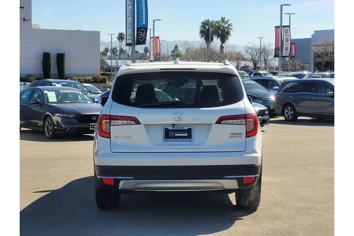 $26988 : Honda Pilot 2021 AWD Touring image 6