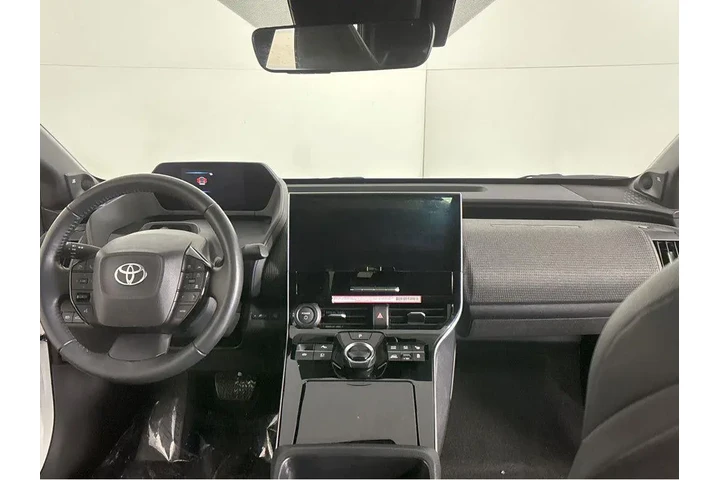 $25000 : Gold Certified2024 bZ4X Limit image 3