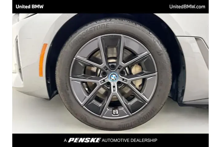 $31495 : BMW i4 2023 eDrive35 Gran Co image 2