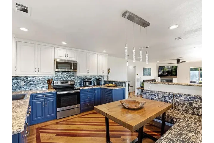 $3500 : HOUSE FOR RENT image 2