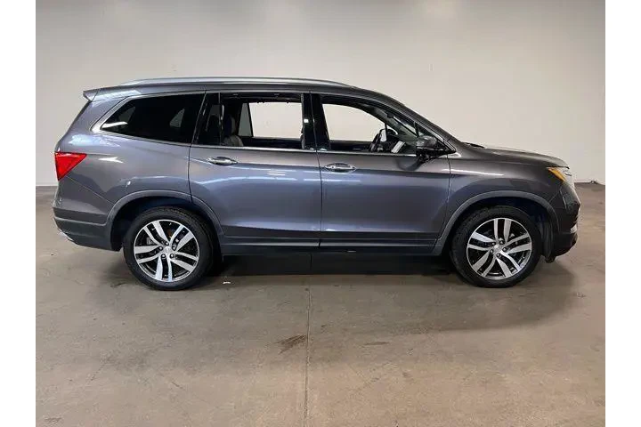 $21634 : Honda Pilot 2017 AWD Touring image 3