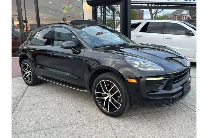 $39490 : Porsche Macan 2022 AWD 4dr S image 8