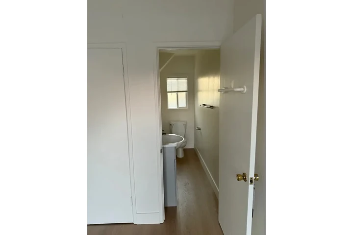 $1100 : Moderno en Huntington Park🏡 image 7