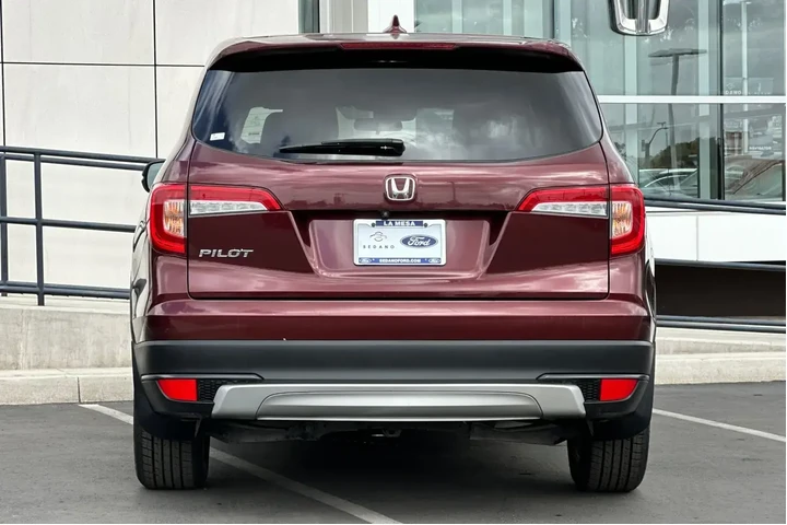 $21900 : Honda Pilot 2020 EX 4dr SUV image 4