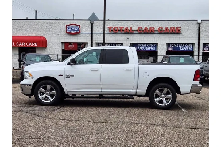 $21495 : 2019 RAM 1500 Classic Big Horn image 3