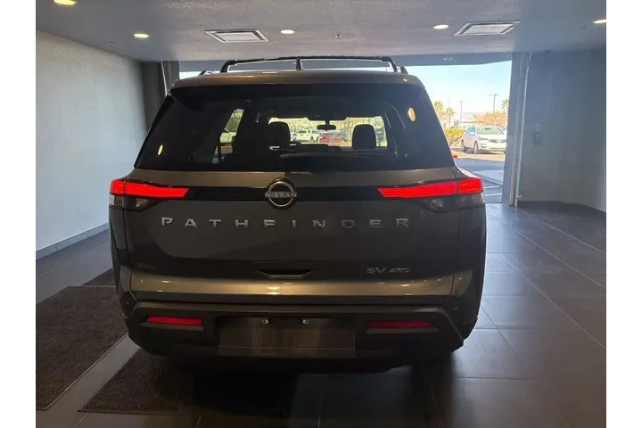 $30984 : Nissan Pathfinder 2024 AWD S image 9