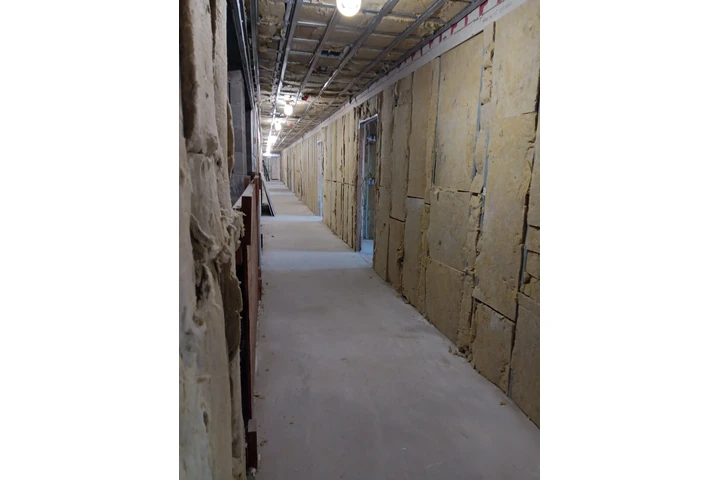 Construcción&cleaning services image 9