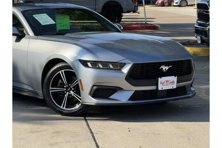 $31969 : Ford Mustang 2024 EcoBoost P image 2