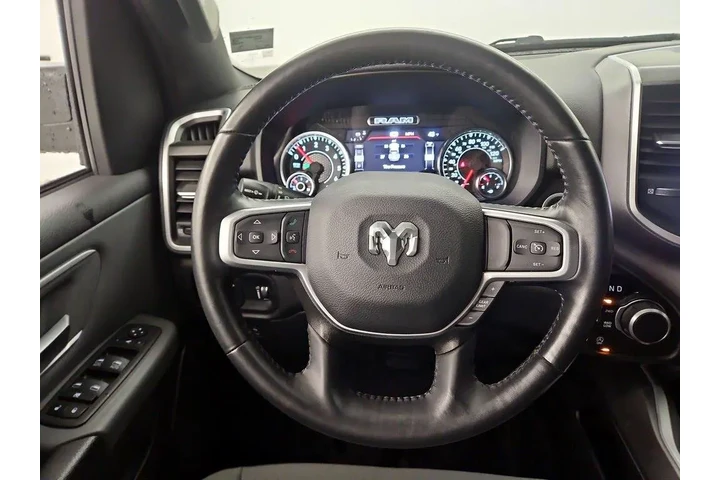 $36998 : Ram 1500 2023 4x4 Big Horn 4 image 10