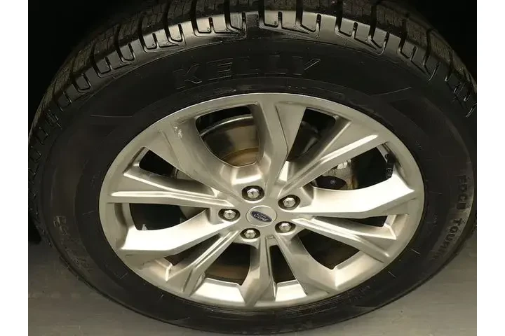 $21546 : Ford Explorer 2020 AWD XLT 4 image 9