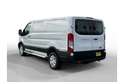 $32992 : Ford Transit 2024 250 3dr SW thumbnail