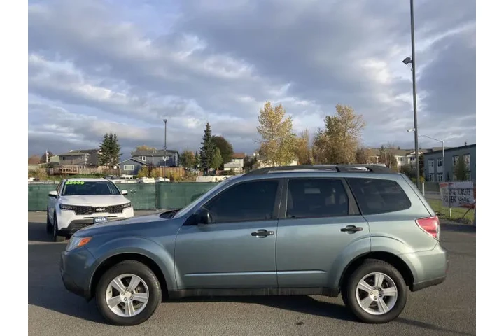 $12999 : 2011 Forester 2.5X image 9