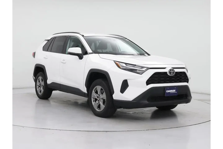 $29998 : Toyota RAV4 2023 AWD XLE 4dr image 1