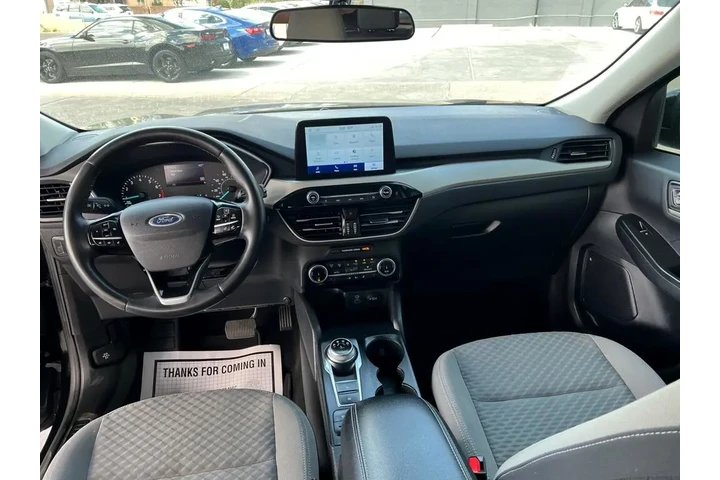 2022 Escape SE AWD image 9