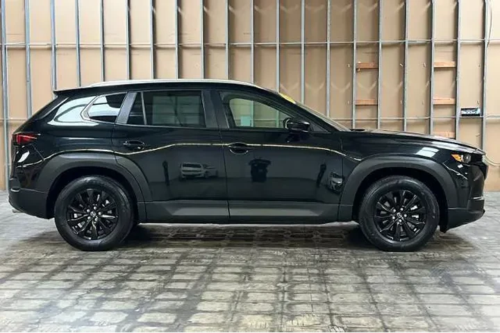 Mazda CX-50 2023 AWD 2.5 S P image 3