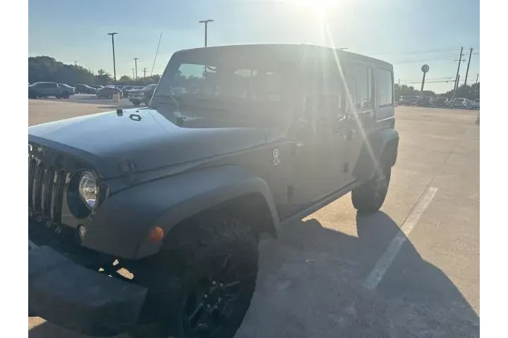 $15673 : Jeep Wrangler JK Unlimited 2 image 3