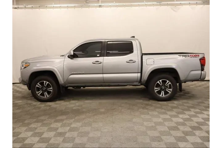 $22995 : Toyota Tacoma 2019 4x4 TRD S image 1