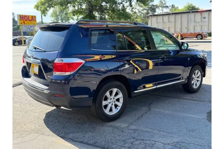 2012 Highlander image 7