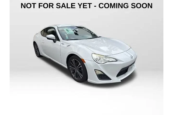 $15500 : Scion FR-S 2015 2dr Coupe 6A image 1