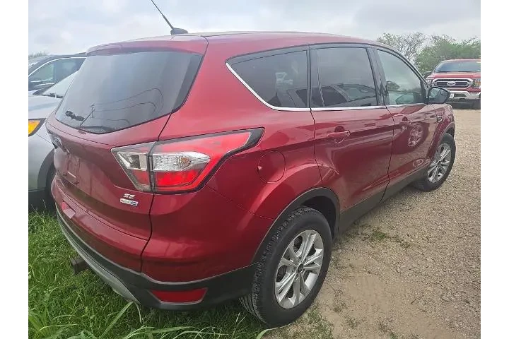 $11628 : Ford Escape 2017 AWD SE 4dr image 3