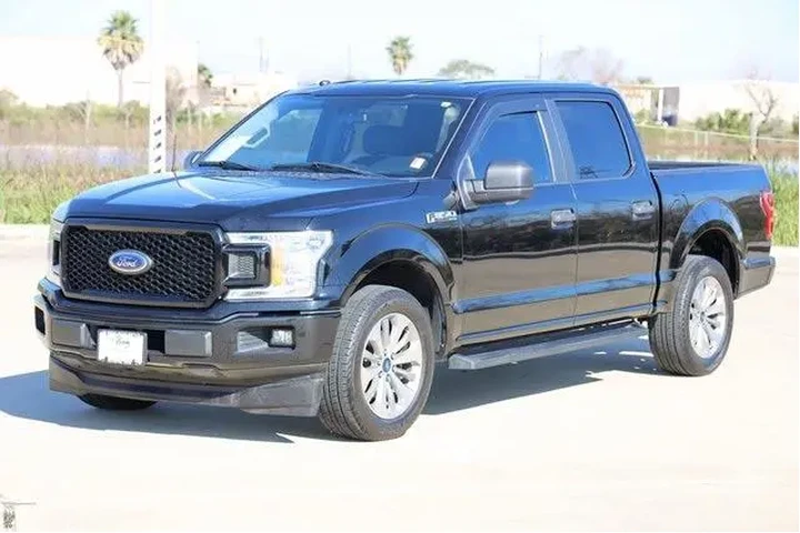 $18388 : Ford F-150 2018 4x2 XL 4dr S image 3