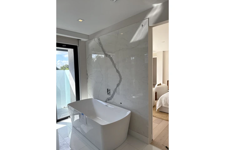 servicio de handyman y pintura image 3