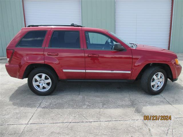 $8495 : 2010 Grand Cherokee image 6