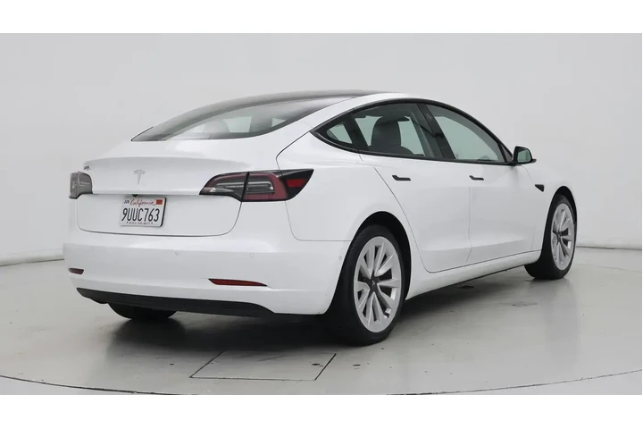 $23998 : Tesla Model 3 2022 4dr Sedan image 8