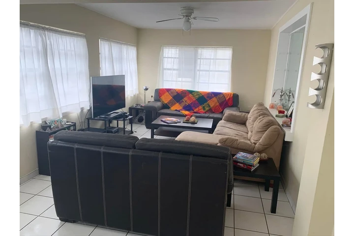 $1200 : Cuarto amoblado para la renta image 10