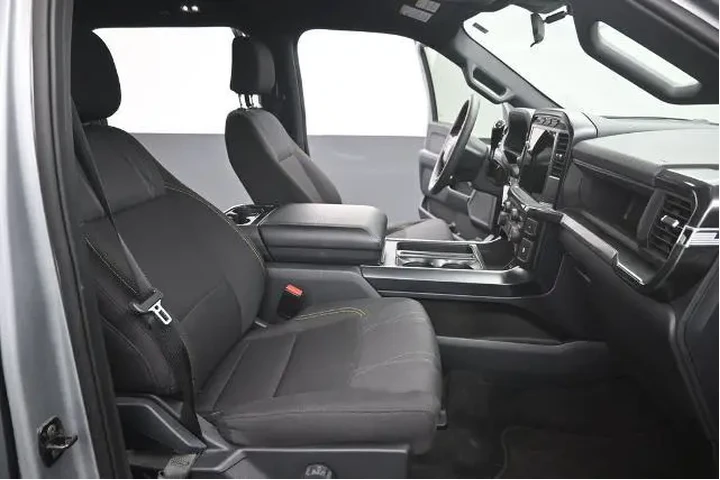$39907 : Ford F-150 2024 4x2 STX 4dr image 5